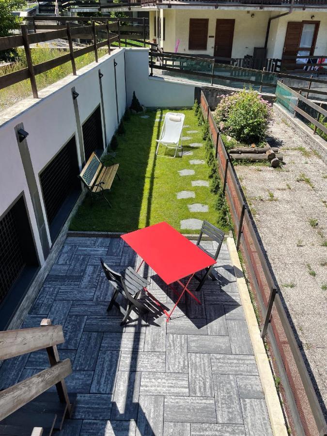 アプリーカCasa Pino- Loft Con Giardino Magnoltaアパートメント エクステリア 写真