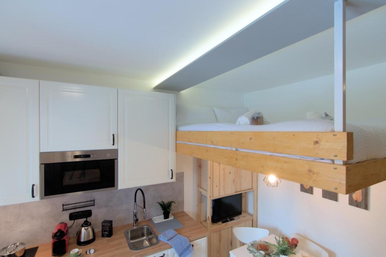 アプリーカCasa Pino- Loft Con Giardino Magnoltaアパートメント エクステリア 写真