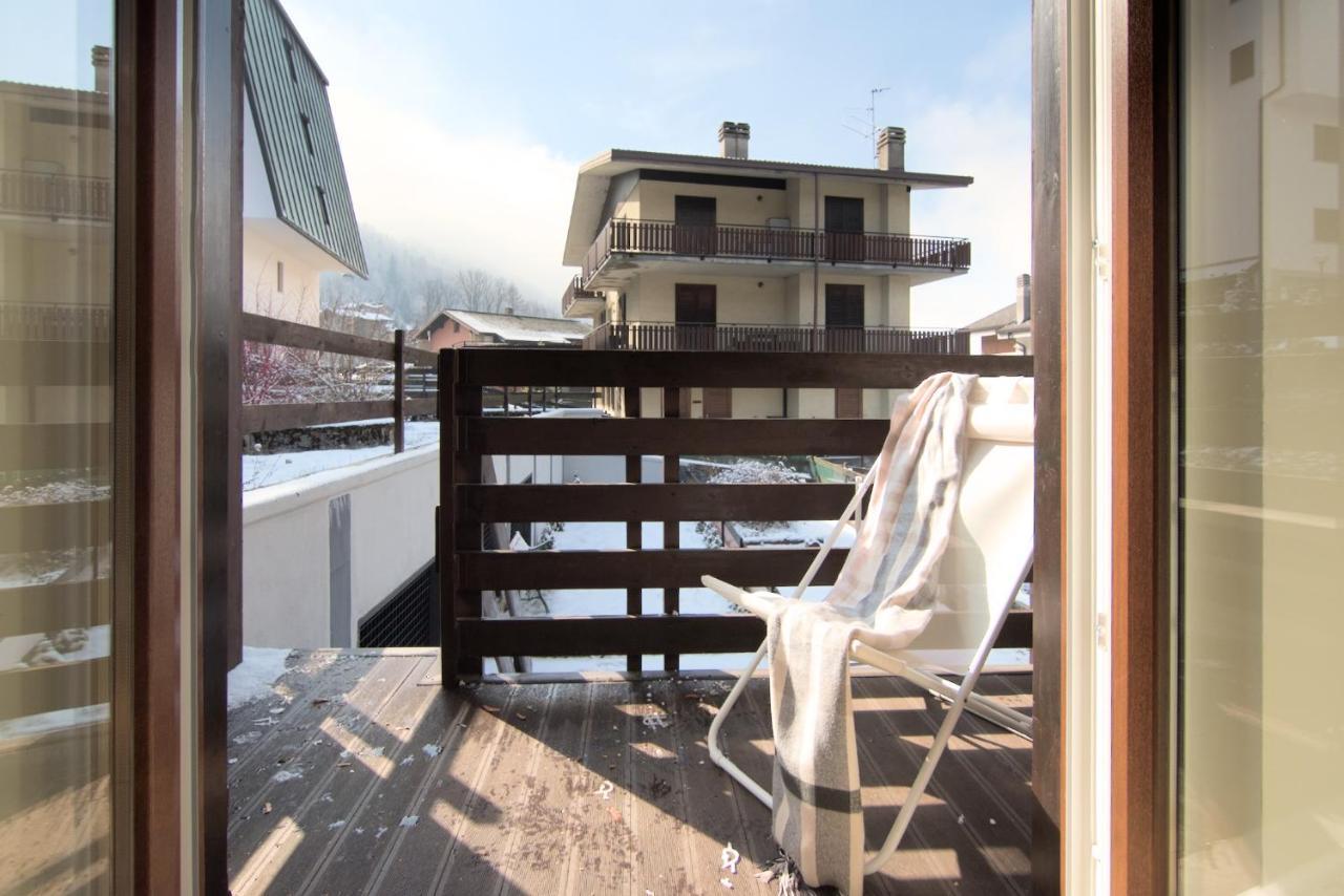 アプリーカCasa Pino- Loft Con Giardino Magnoltaアパートメント エクステリア 写真