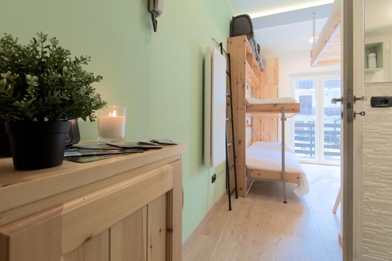 アプリーカCasa Pino- Loft Con Giardino Magnoltaアパートメント エクステリア 写真